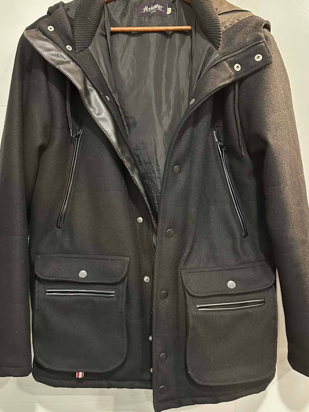 Altrawnit Men’s Black Hooded Wool-Blend Style Jacket | Large